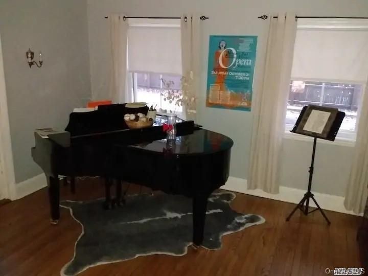 Dining room, Interior, Piano, Wood Texture Flooring