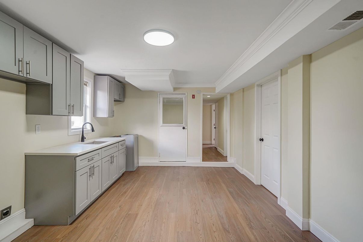 Interior, Kitchen, Recessed Lighting, Wood Texture Flooring