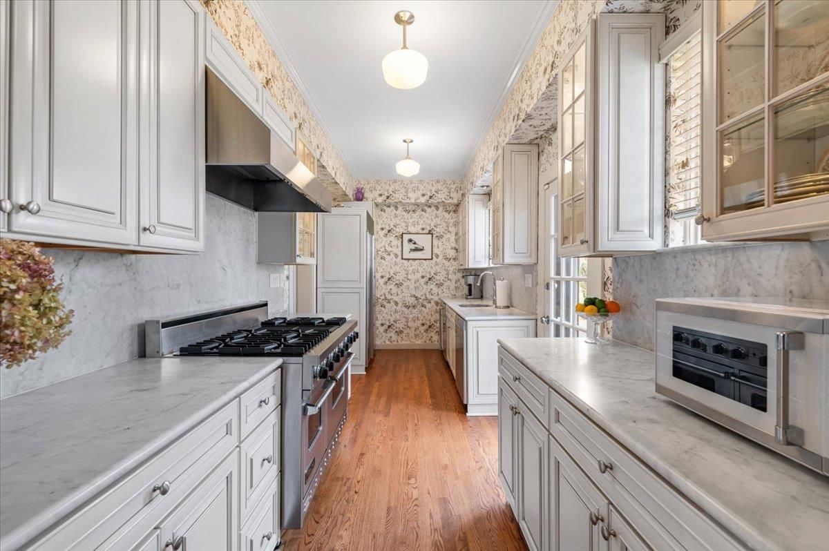 Interior, Kitchen, Pendant Lights, Stainless Steel Appliances, Wood Texture Flooring