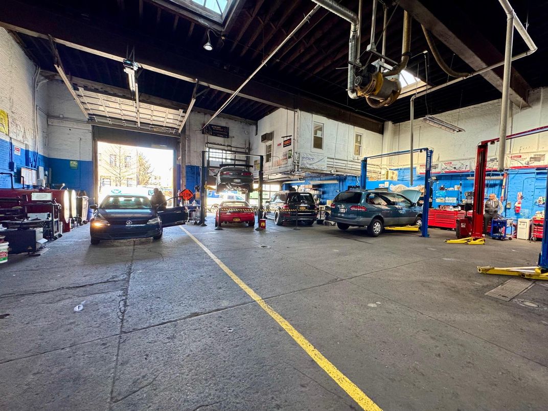 Garage, Interior