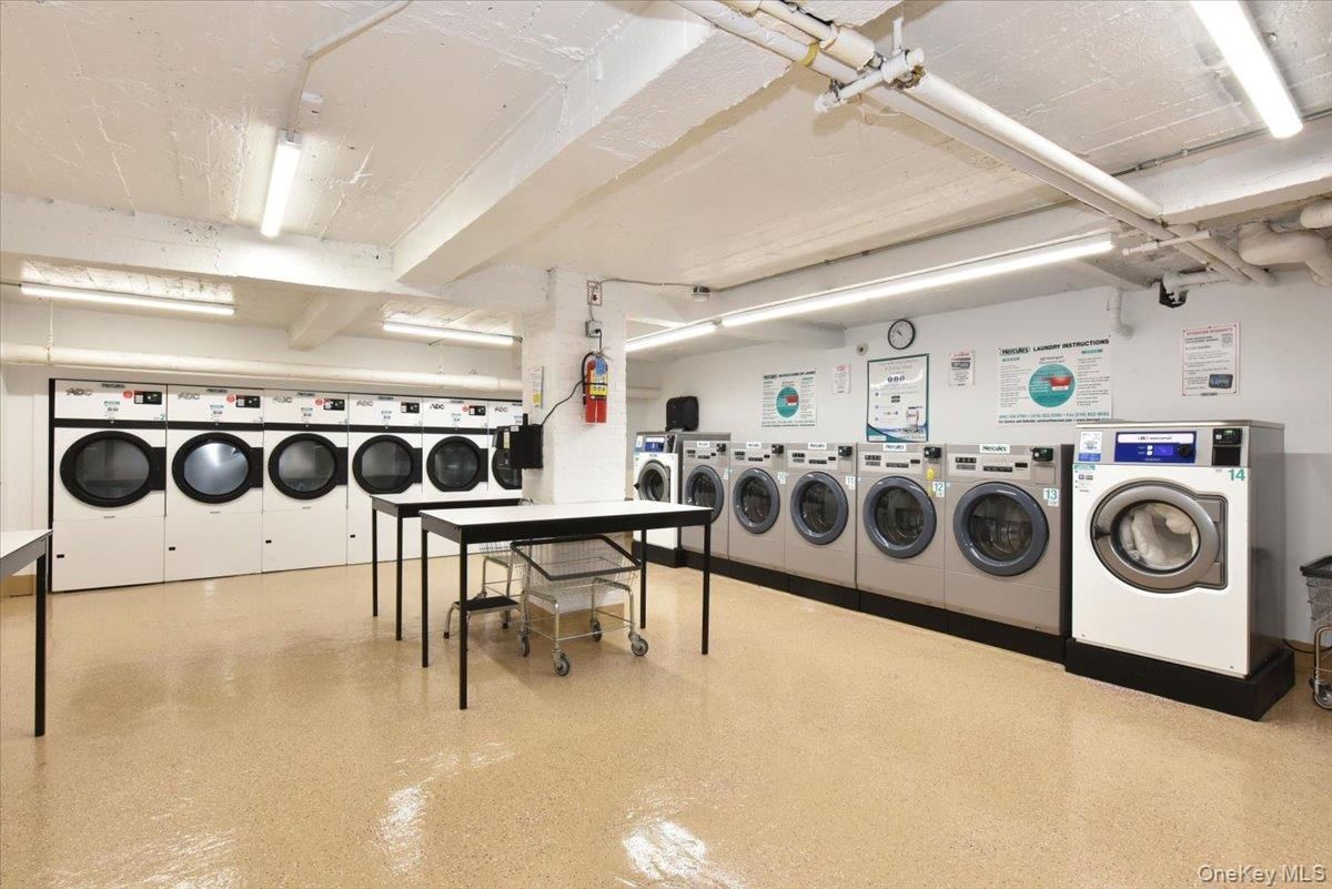 Garage, Interior, Washer