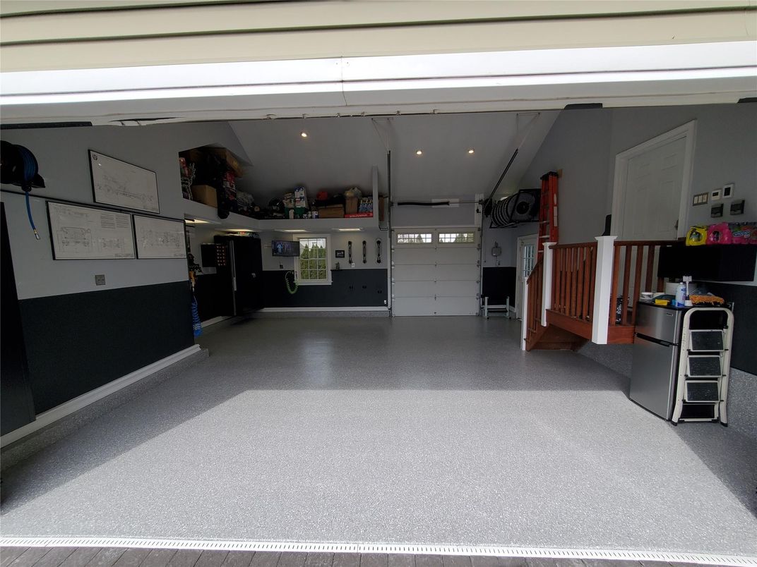 Garage, Interior, Recessed Lighting