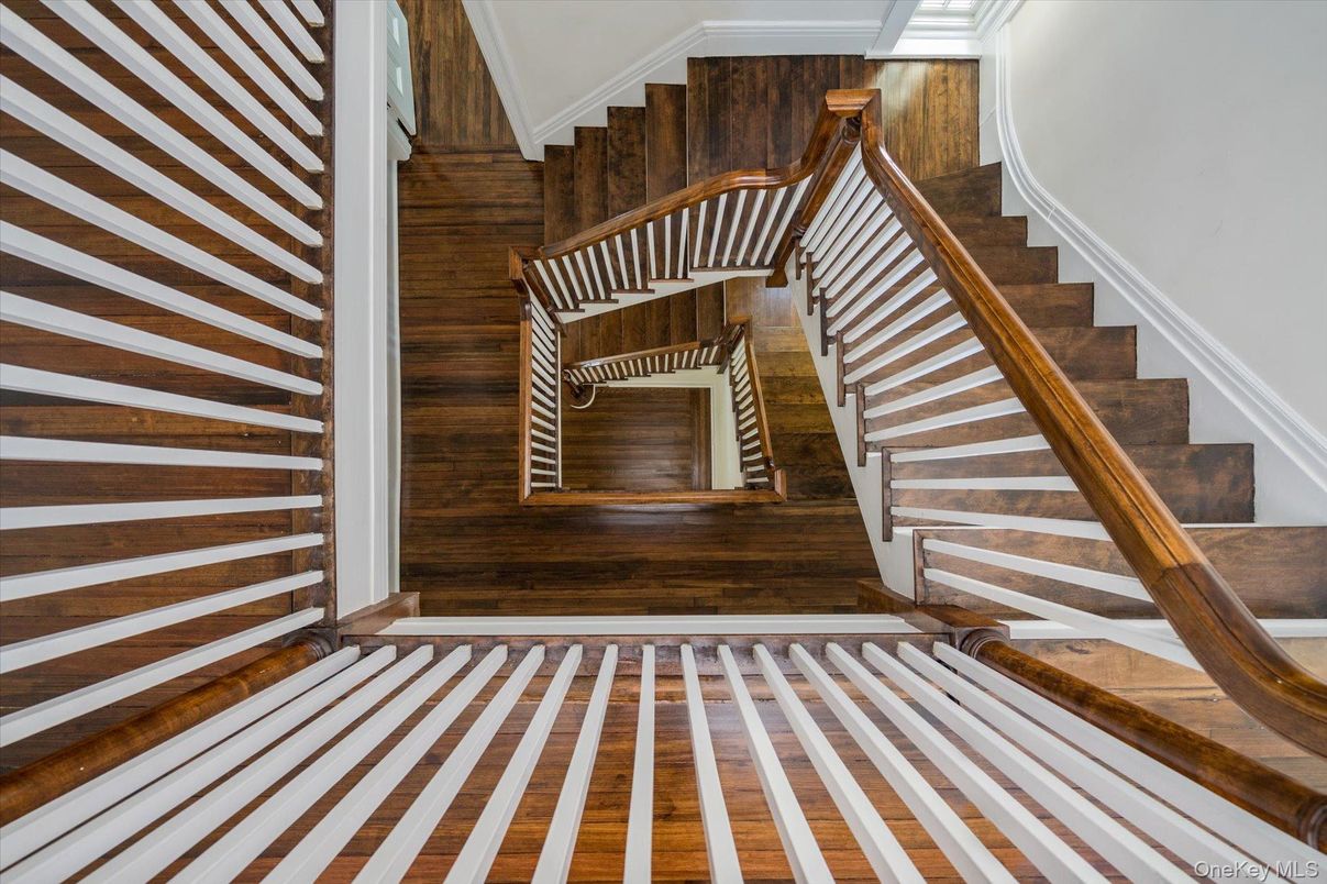 DE Listing image placeholder