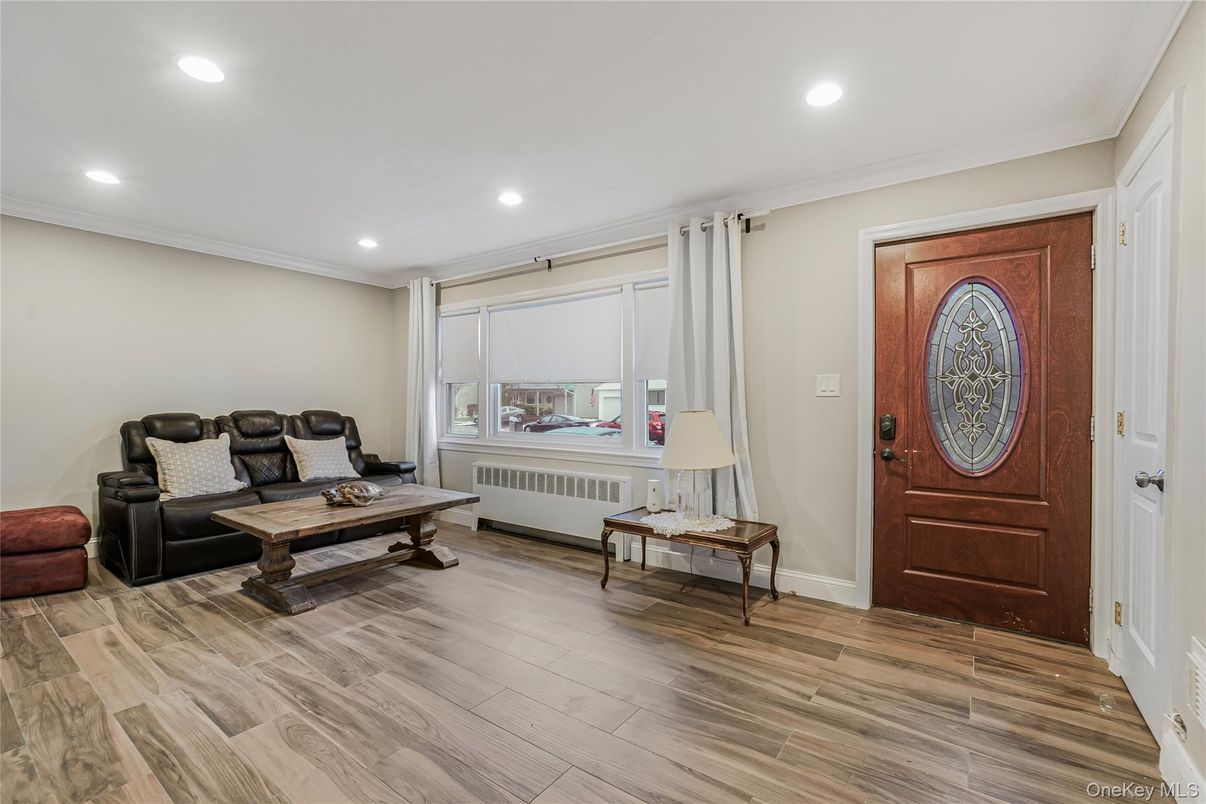 DE Listing image placeholder