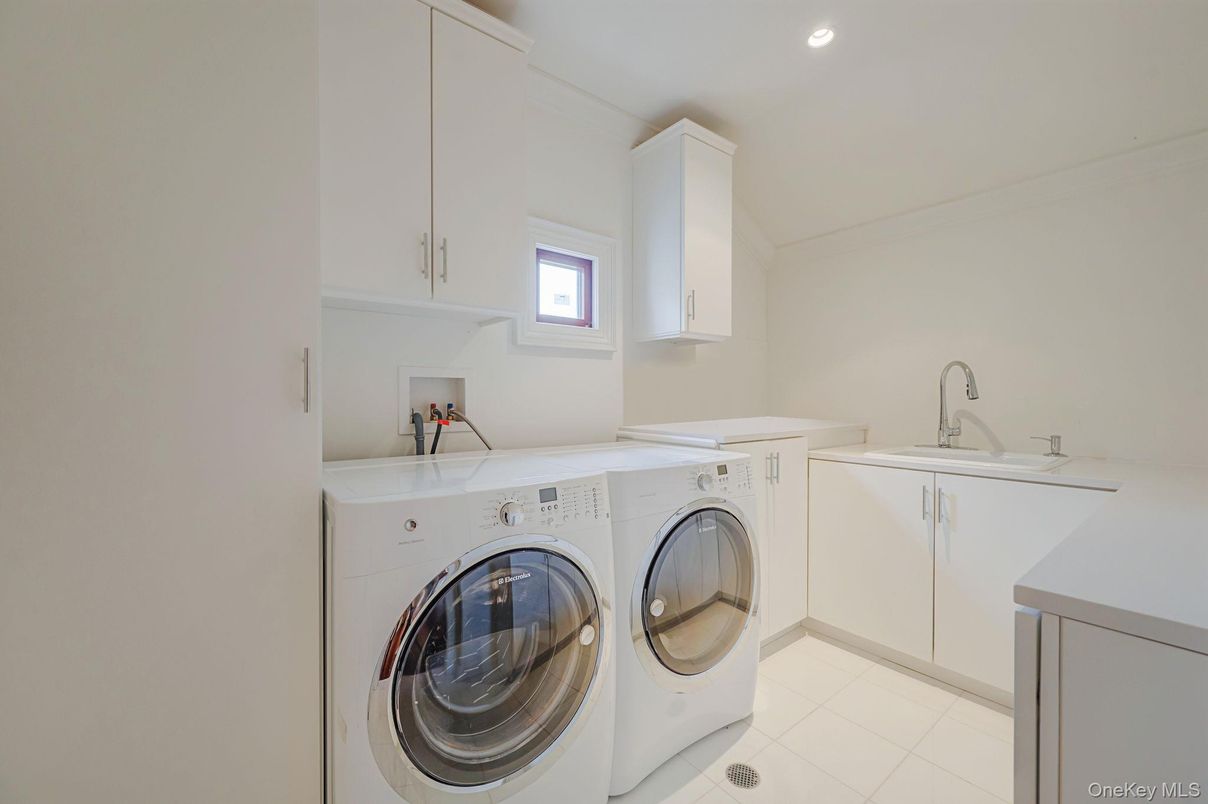 Interior, Recessed Lighting, Washer