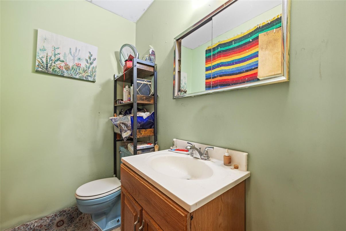 Bathroom, Interior