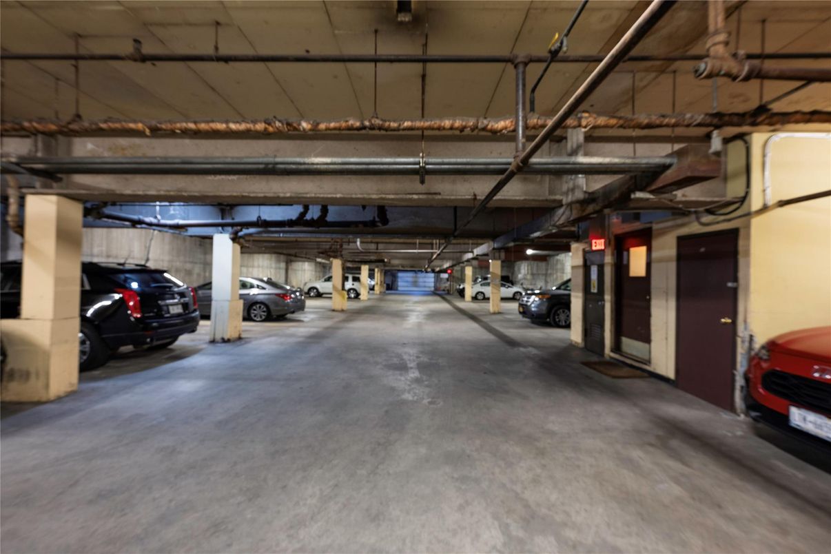 Garage, Interior