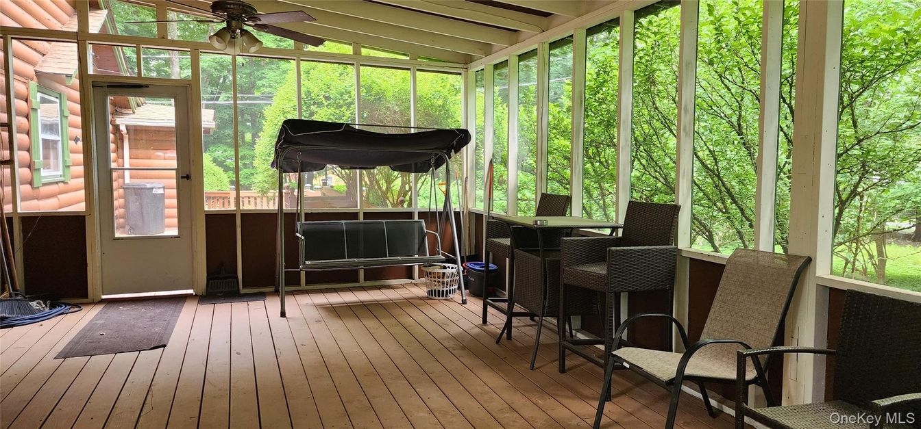 Interior, Piano, Sun Room, Wood Texture Flooring
