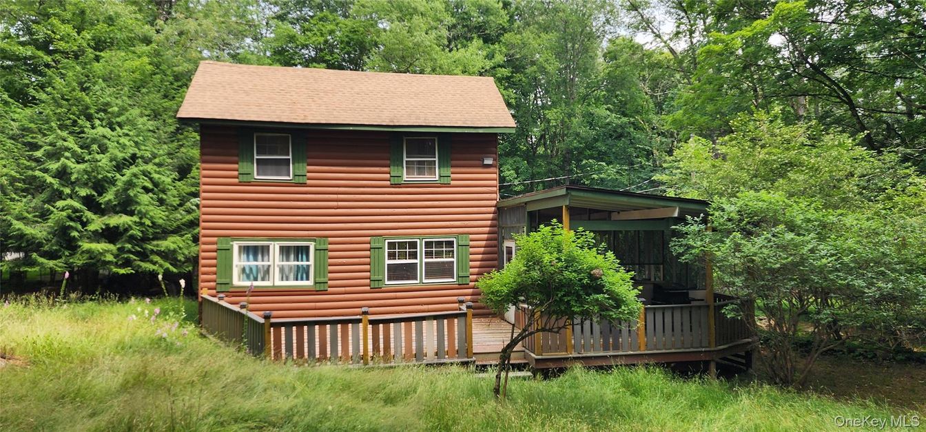 Backyard, Exterior, Facade, Log Home