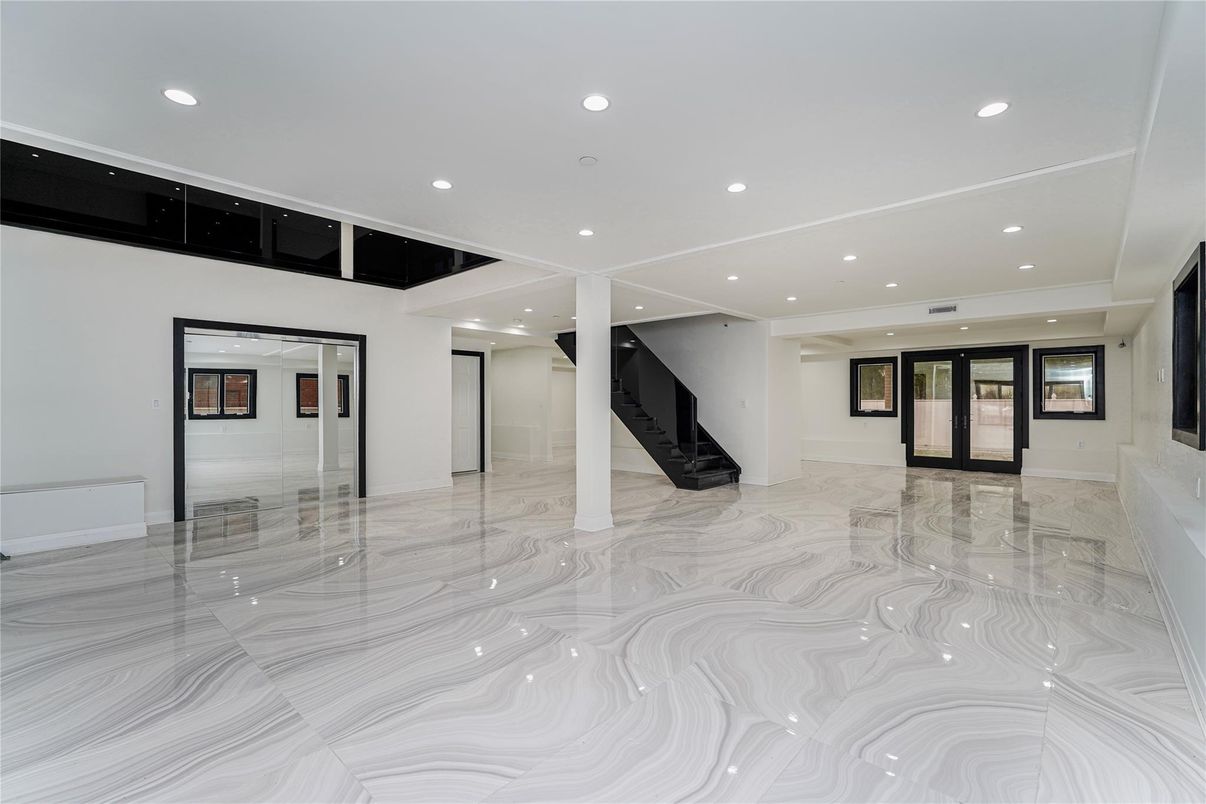 Interior, Marble, Recessed Lighting