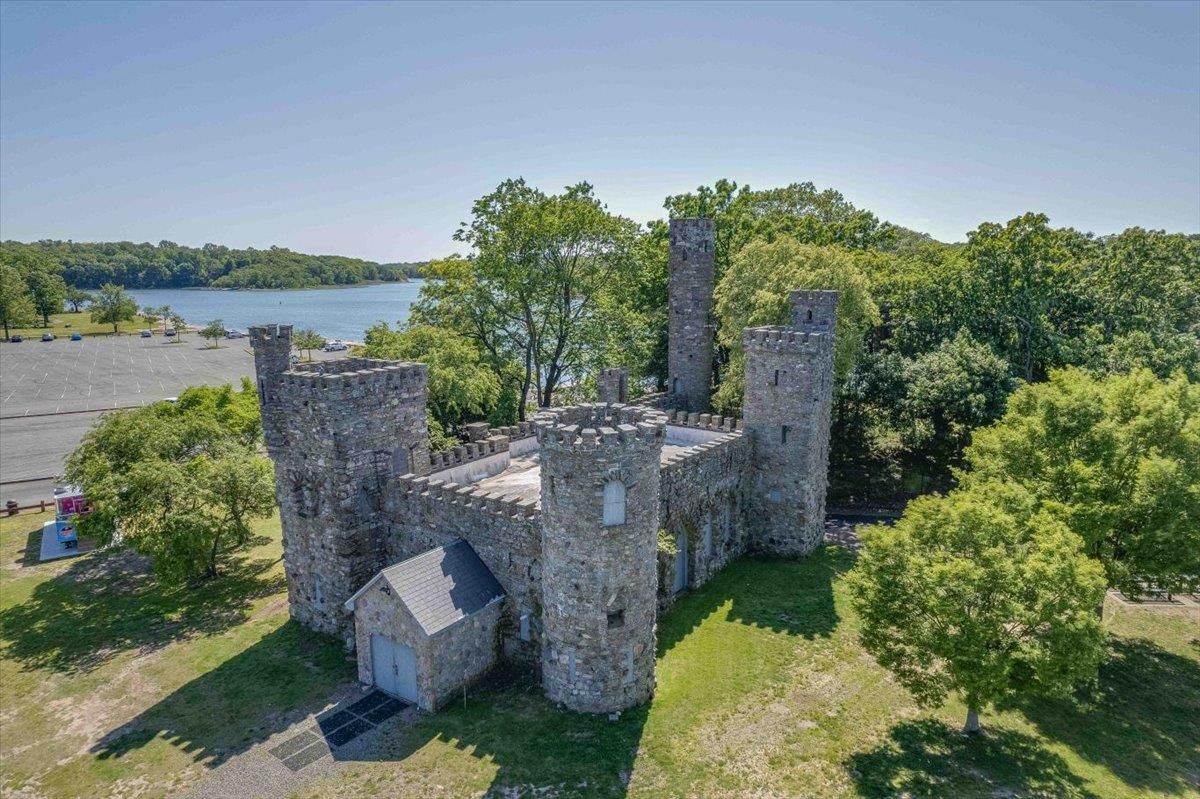 Exterior, Water