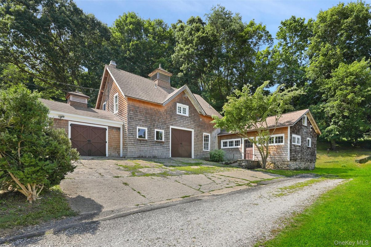 Attached, Backyard, Exterior, Facade, Cape Cod