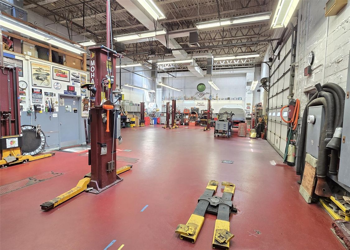 Fitness Equipment, Interior