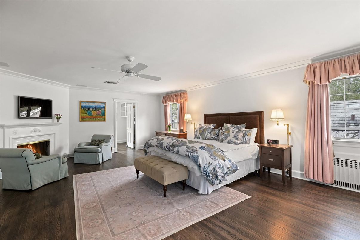 Bedroom, Fireplace, Interior, Wood Texture Flooring