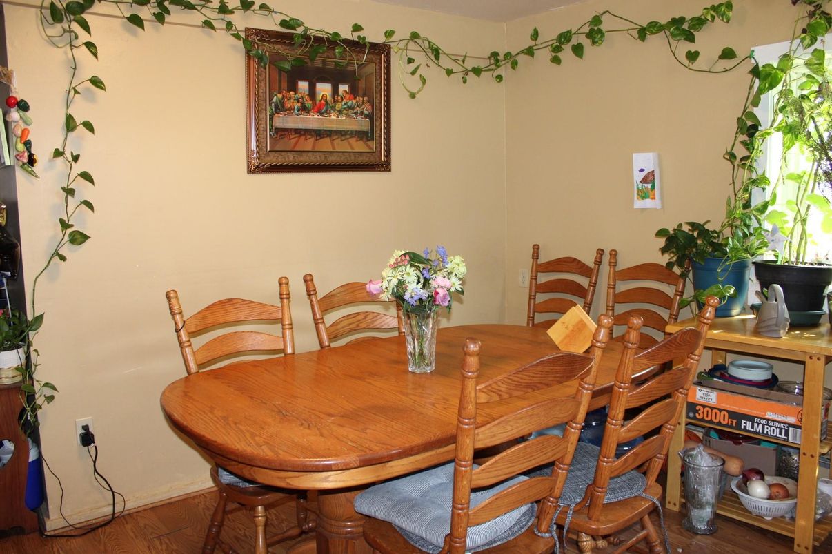 Dining room, Interior, Wood Texture Flooring
