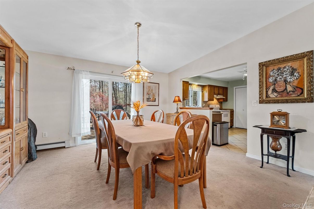 Dining room, Interior, Kitchen, Pendant Lights