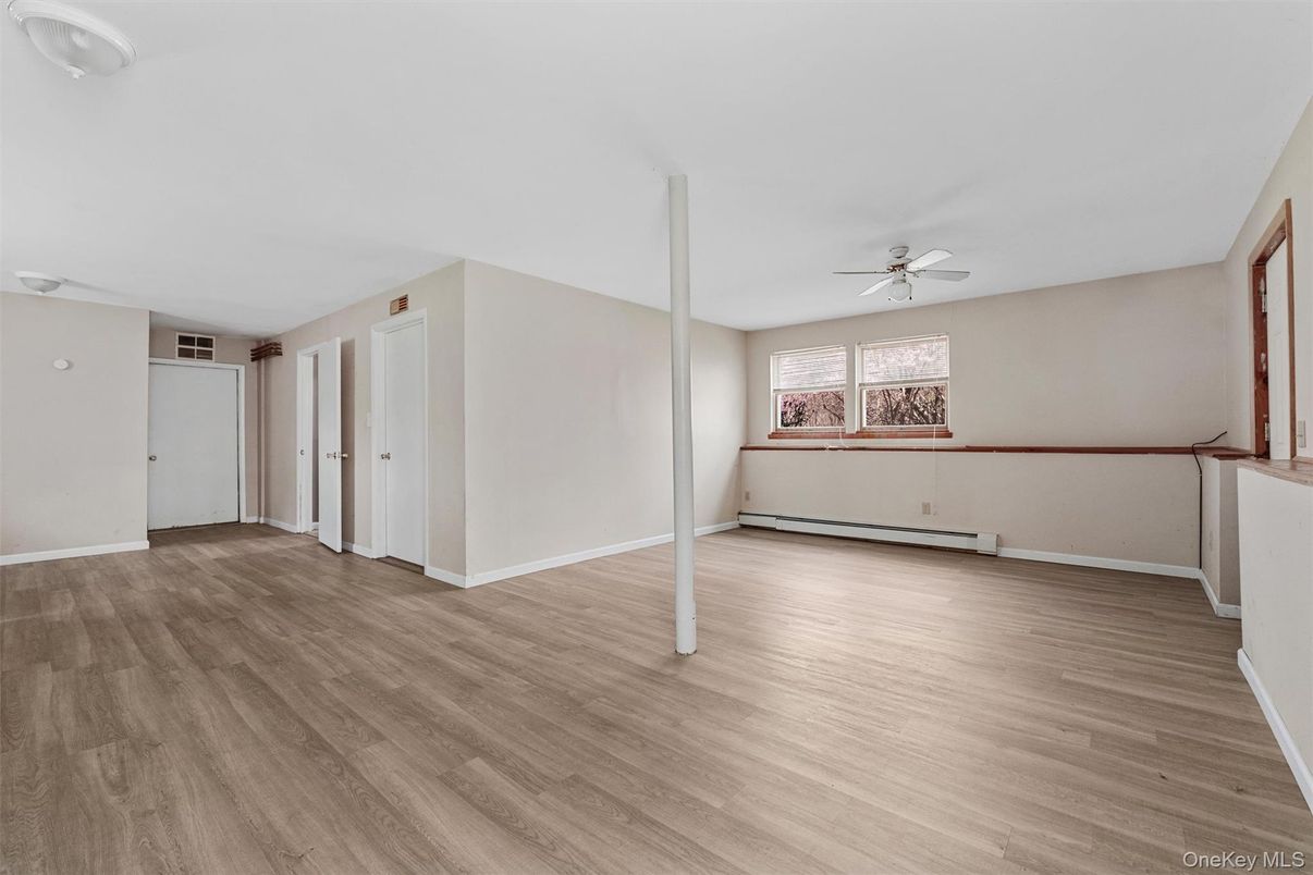 Empty room, Interior, Wood Texture Flooring