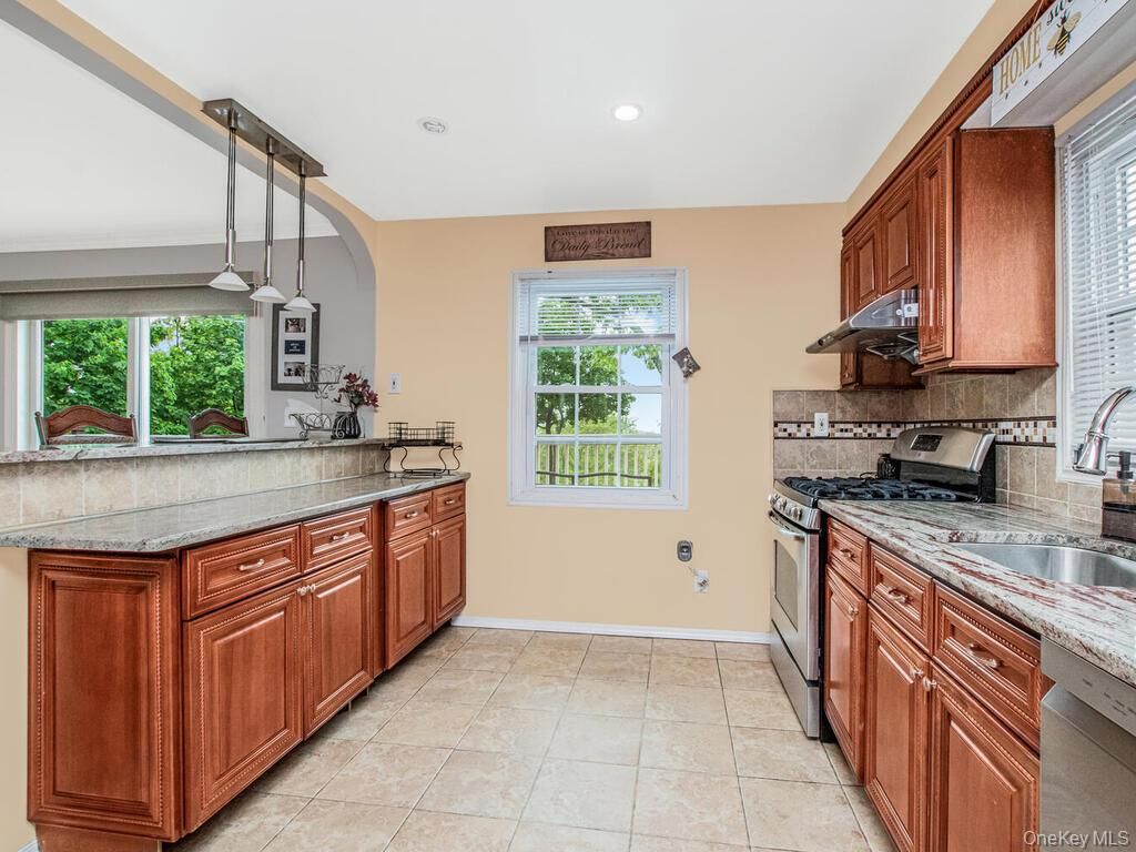 Interior, Kitchen, Pendant Lights, Recessed Lighting