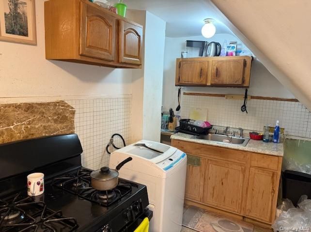 Interior, Kitchen, Washer