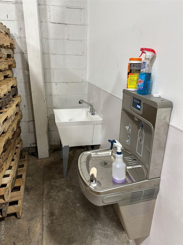 Bathroom, Interior, Stone Walls