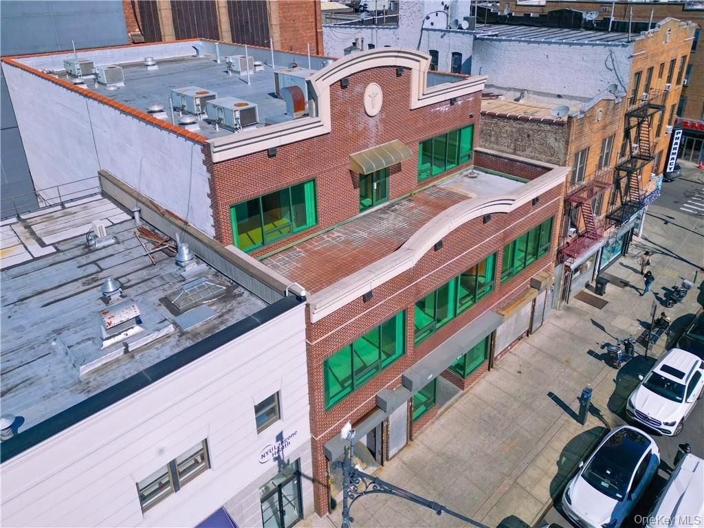 Exterior, Drone