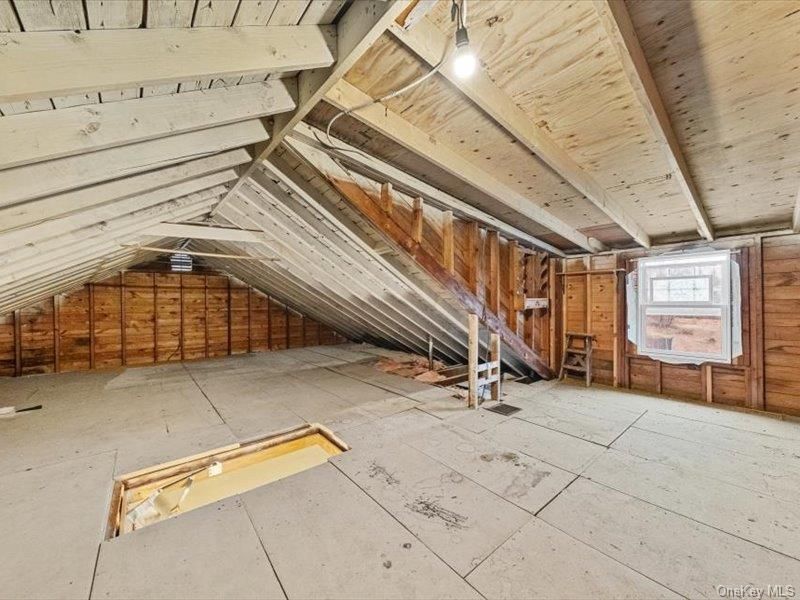 Empty room, Interior, Wooden Beams, Wooden Ceilings, Wooden Walls