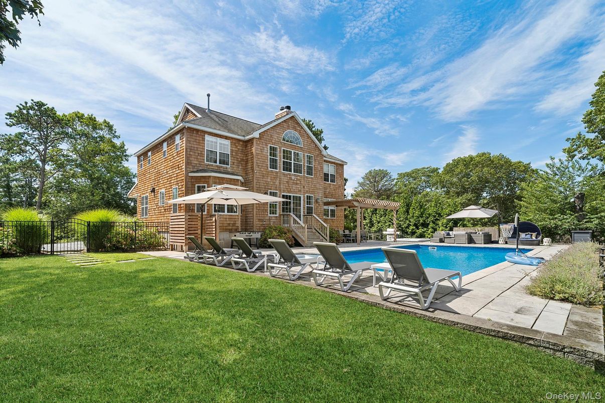 Backyard, Exterior, Pool