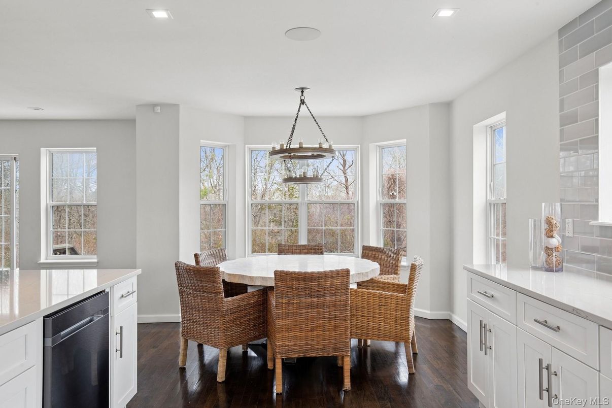 Dining room, Interior, Pendant Lights, Recessed Lighting, Wood Texture Flooring