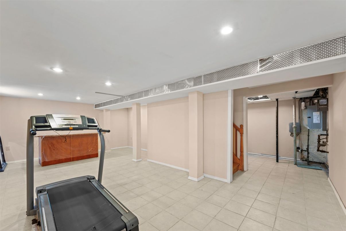 Interior, Recessed Lighting