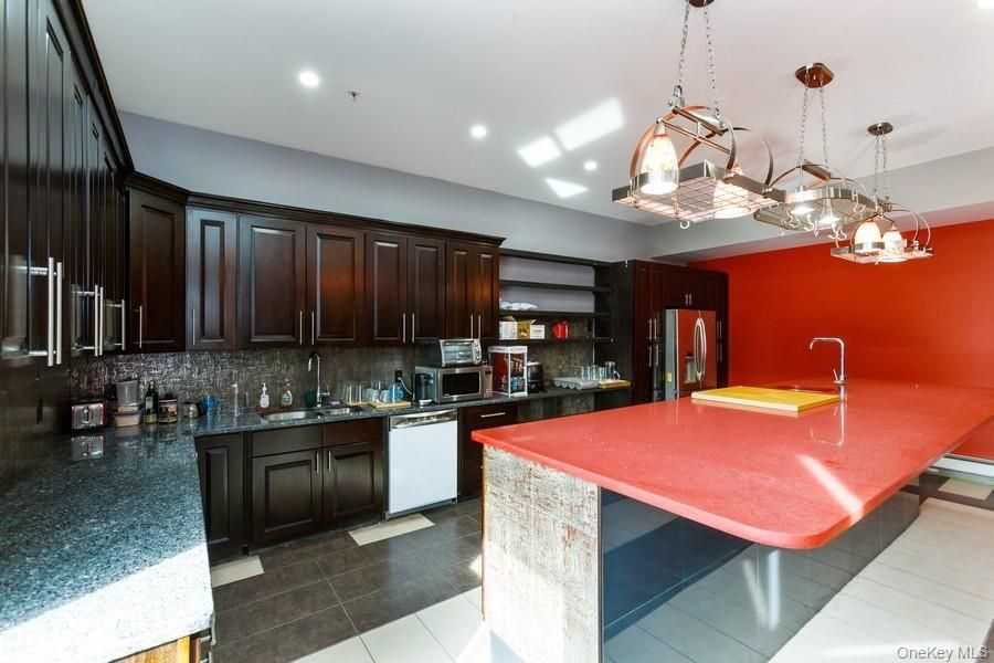 Interior, Kitchen, Pendant Lights, Recessed Lighting