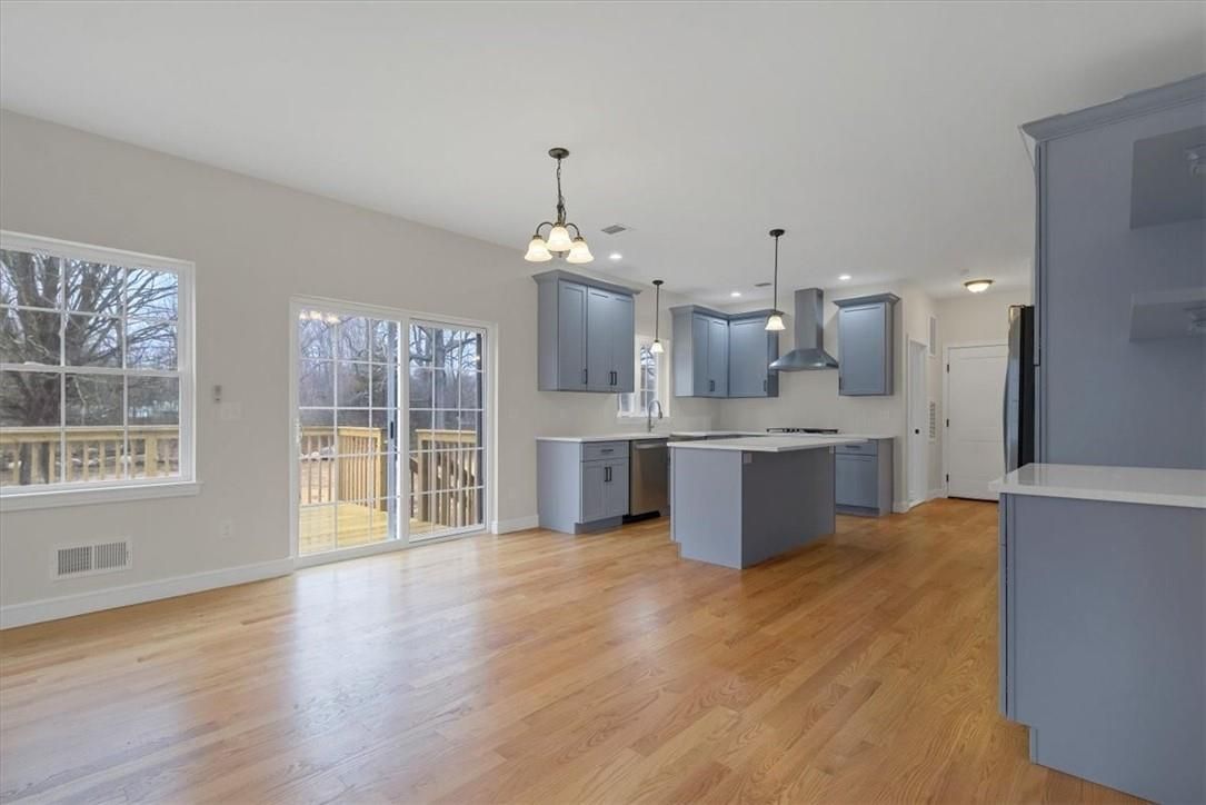Interior, Kitchen, Pendant Lights, Recessed Lighting, Wood Texture Flooring