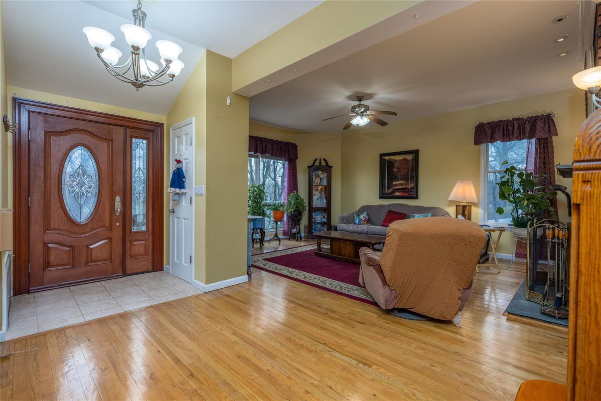Chandelier, Interior, Living room, Recessed Lighting, Wood Texture Flooring