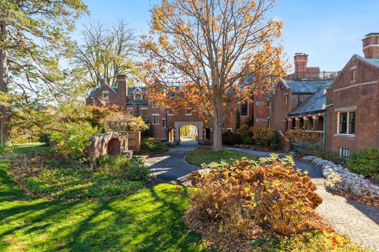 Backyard, Exterior, Facade, Brick Facade, Tudor Revival