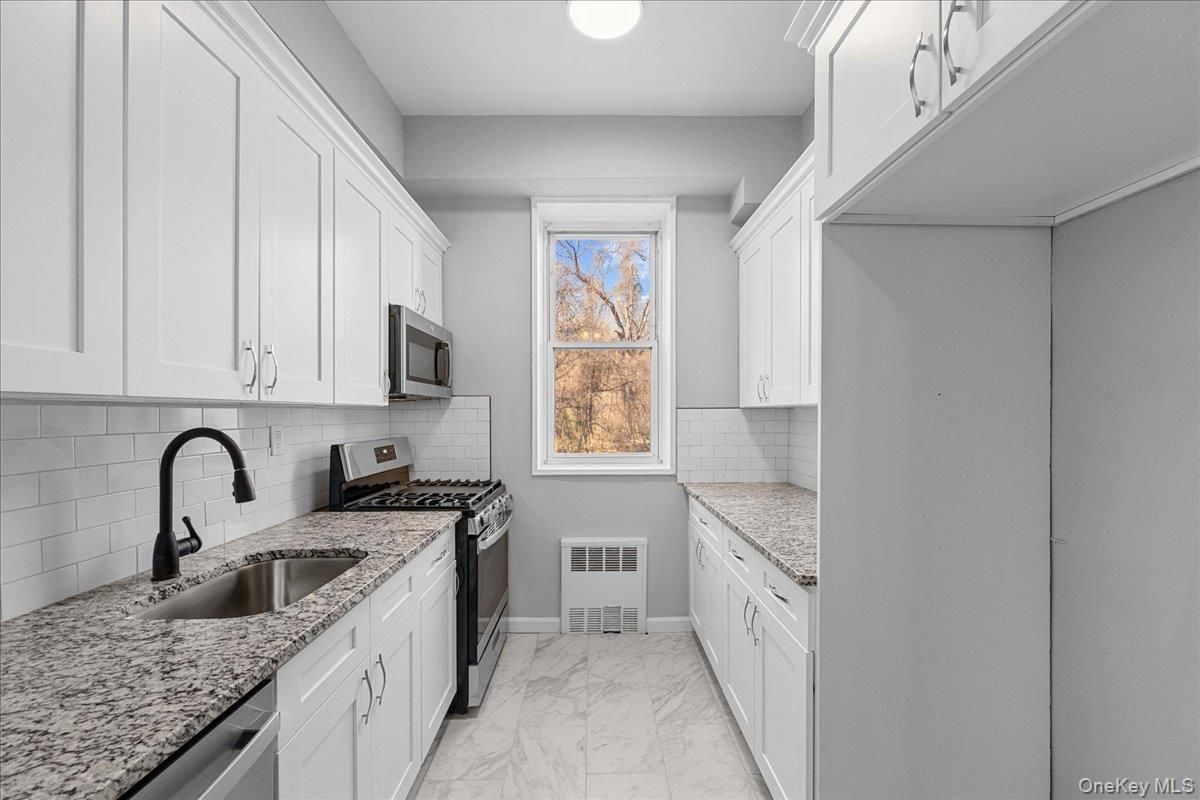 Interior, Kitchen, Marble, Recessed Lighting