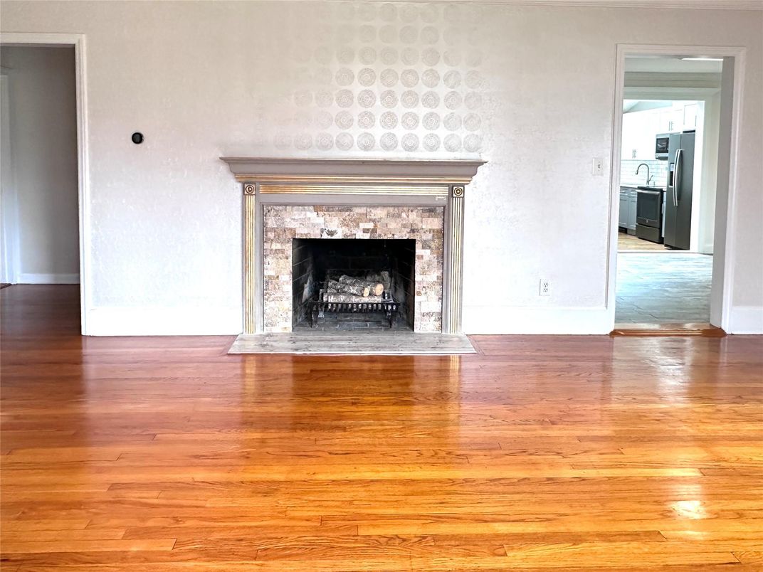 Empty room, Fireplace, Interior, Wood Texture Flooring