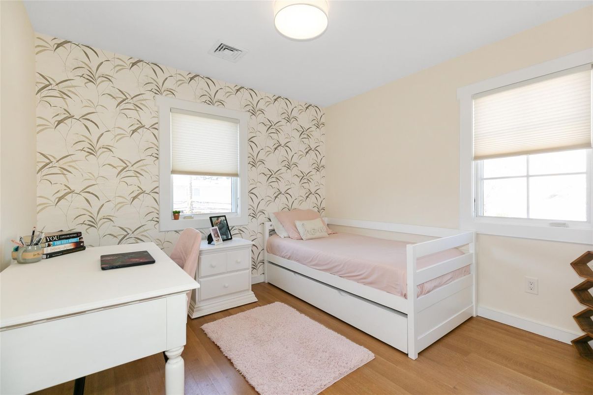 Bedroom, Home Office, Interior, Wood Texture Flooring