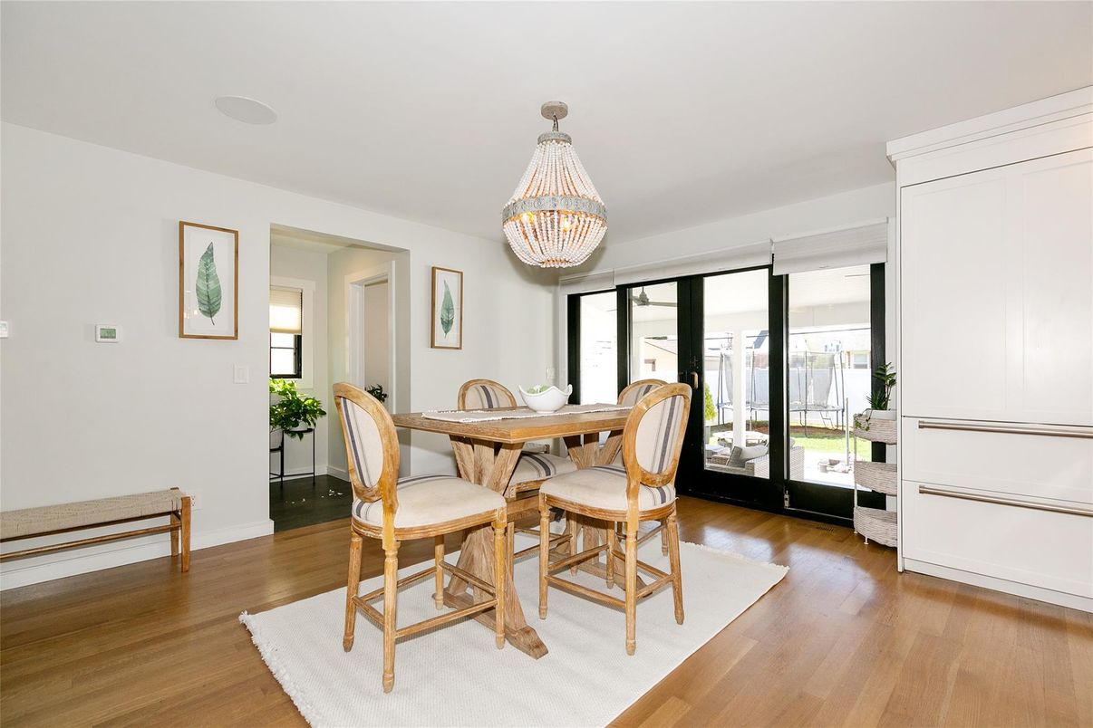 Chandelier, Dining room, Interior, Wood Texture Flooring