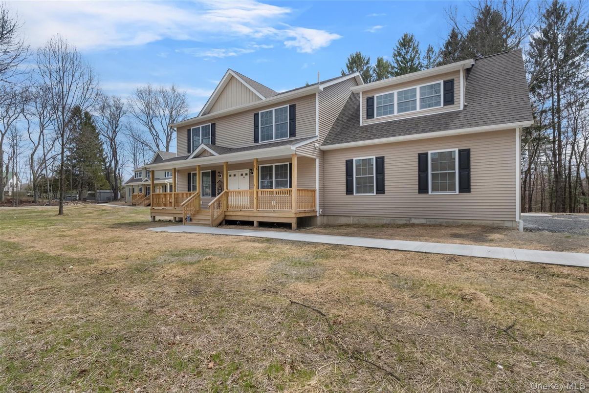 Backyard, Exterior, Facade, Cape Cod