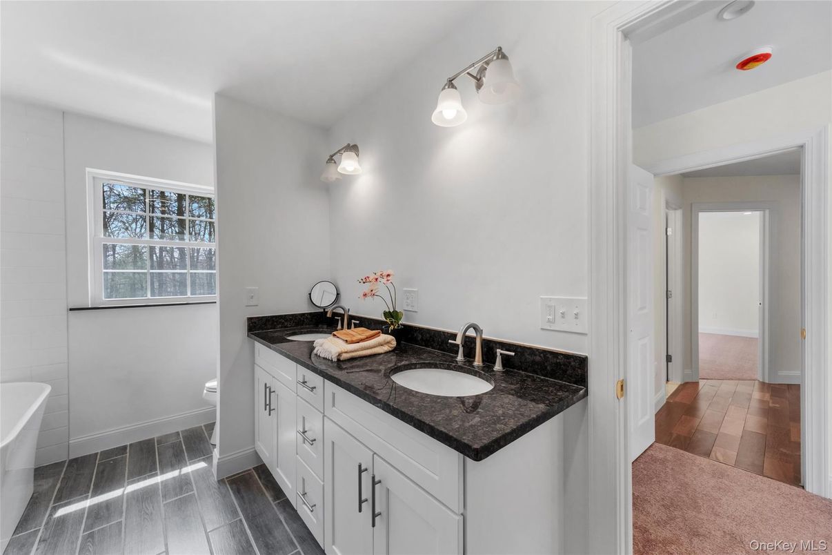 Bathroom, Dual Sink Vanities, Interior, Wood Texture Flooring