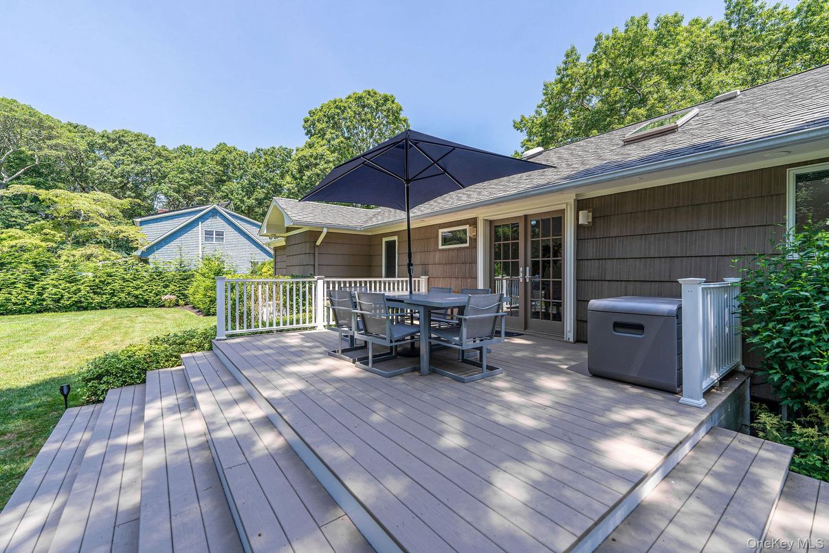 Backyard, Exterior, Hot Tub