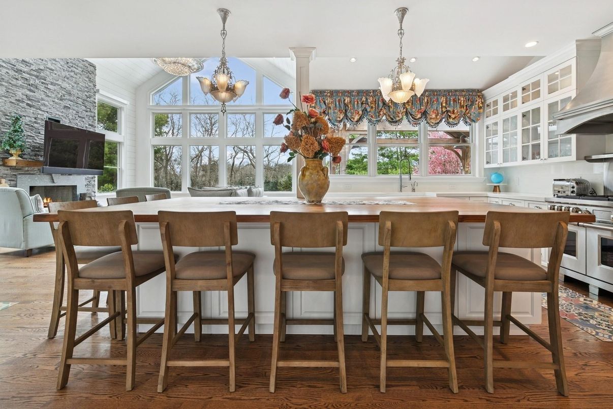 Chandelier, Fireplace, Interior, Kitchen, Pendant Lights, Recessed Lighting, Wood Texture Flooring