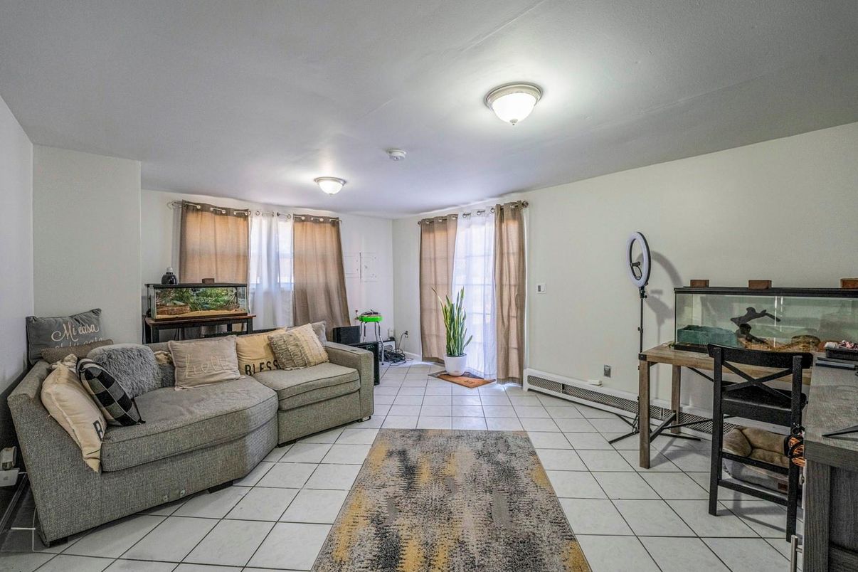 Interior, Living room