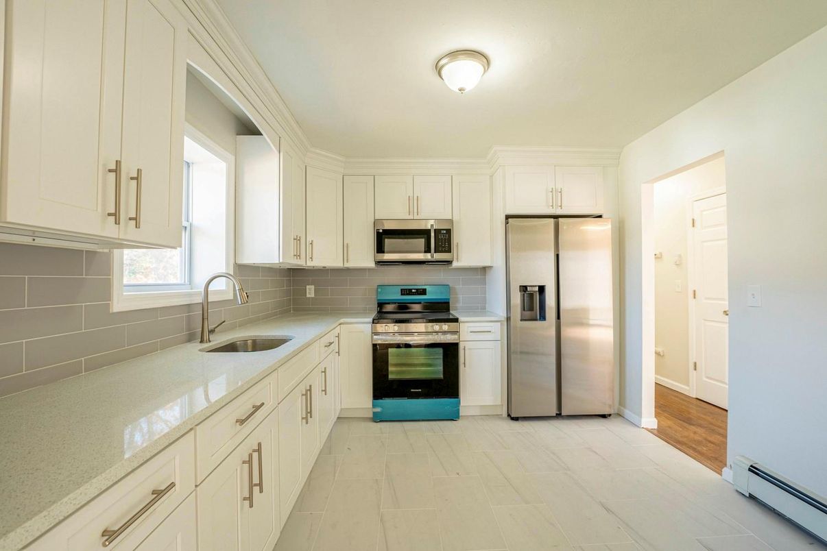 Interior, Kitchen, Stainless Steel Appliances, Wood Texture Flooring