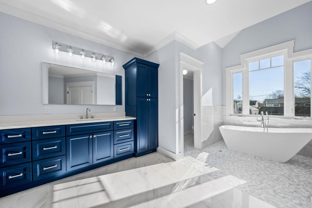 Bathroom, Dual Sink Vanities, Free Standing Baths, Interior, Marble, Recessed Lighting