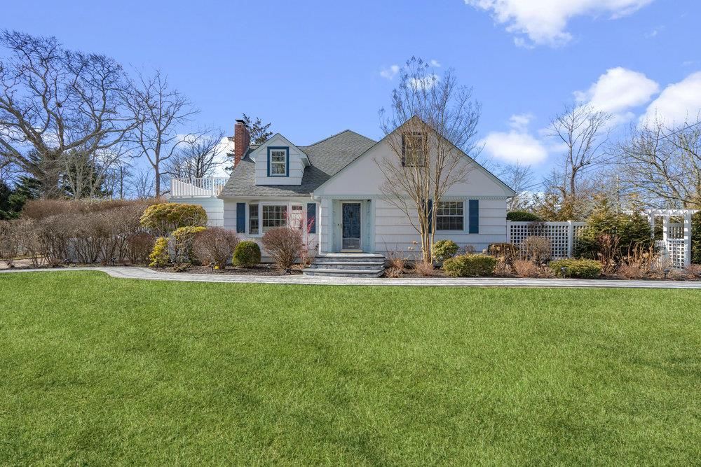 Backyard, Exterior, Facade, Cape Cod