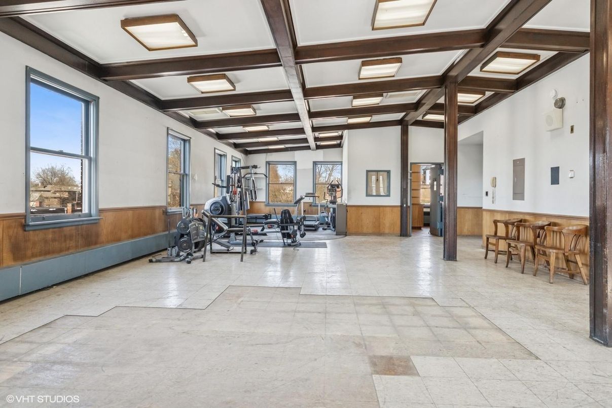 Fitness Equipment, Interior, Wooden Beams