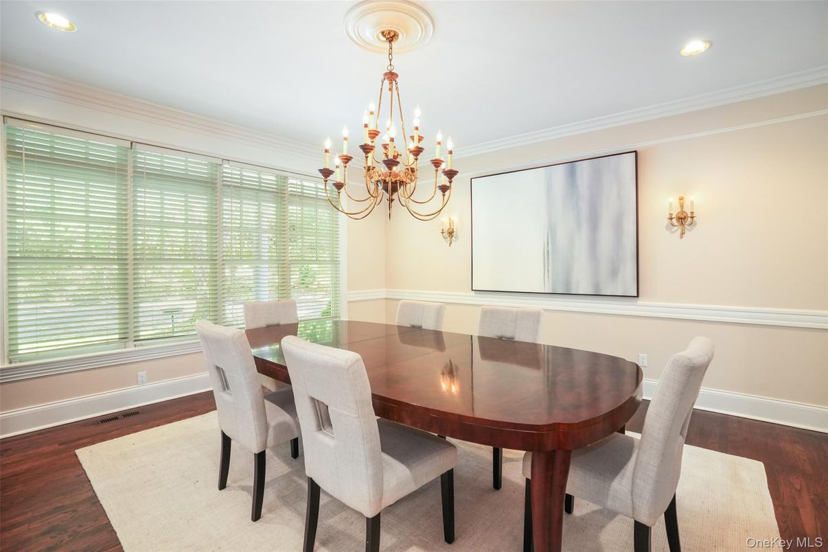 Chandelier, Dining room, Interior, Recessed Lighting, Wood Texture Flooring