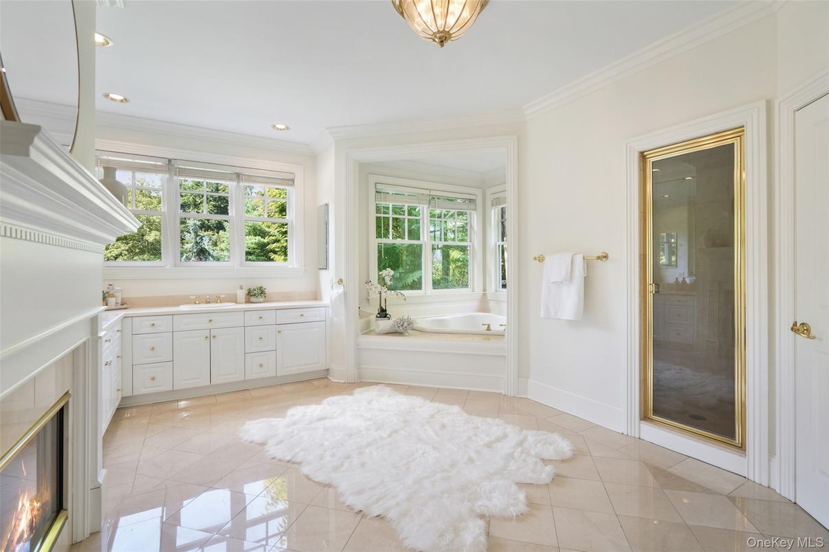 Bathroom, Fireplace, Interior, Recessed Lighting