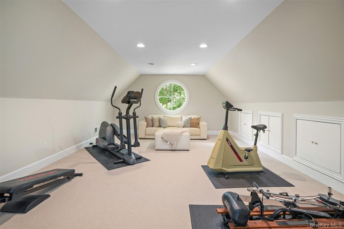 Fitness Equipment, Interior, Recessed Lighting