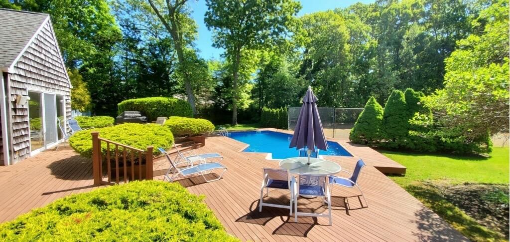 Backyard, Exterior, Pool